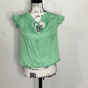 505- INC International Concepts NWT Green Flutter Sleeve Size Small
